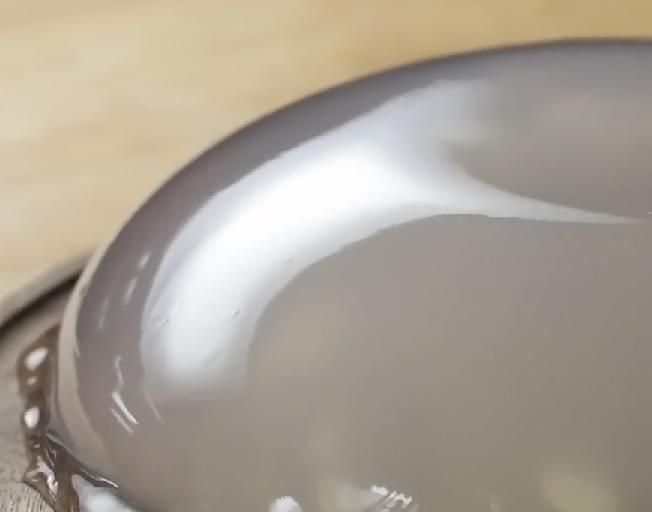 Raindrop Cakes Are The Big New Food Trend [VIDEO]