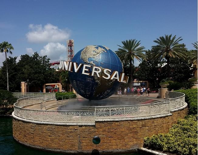 Too Cold In Illinois? Move To Florida To Work At Universal Orlando