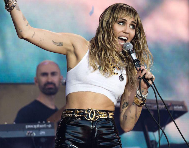 Miley Cyrus Is Being Mean To Her Ex Husband On Instagram