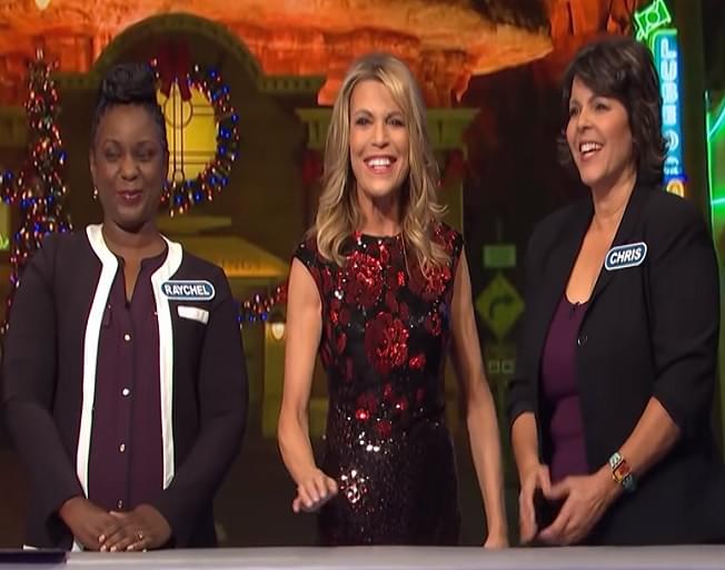 Vanna White Extends ‘Wheel Of Fortune’ Contract