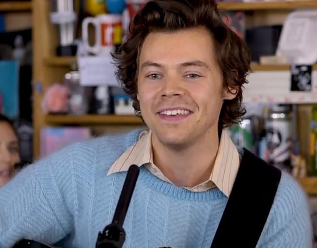 Harry Styles Performs NPR’s ‘Tiny Desk Concert’ [VIDEO]