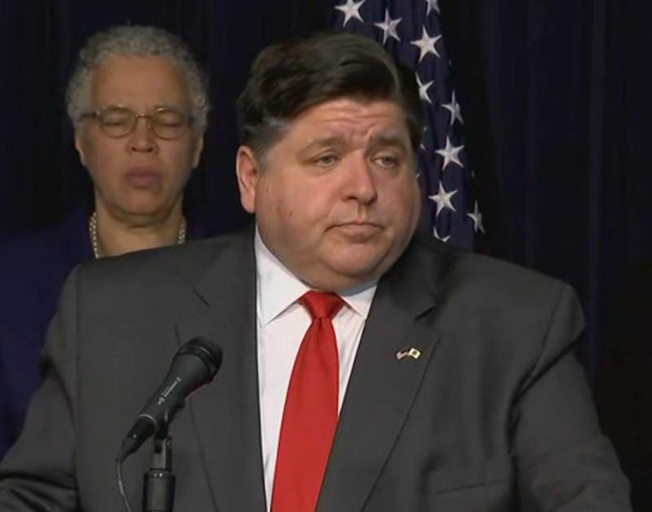 Pritzker: Federal government sent wrong kind of masks to Illinois