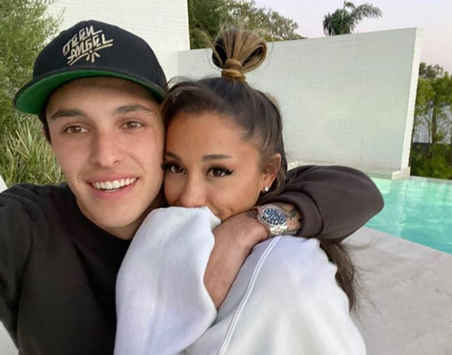 Ariana Grande And Dalton Gomez Are Officially Married