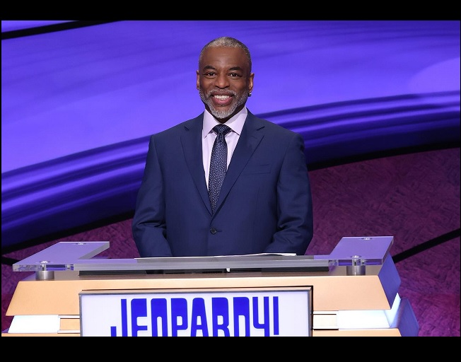 Levar Burton Guest Hosts Jeopardy This Week Thanks To Fan Petition