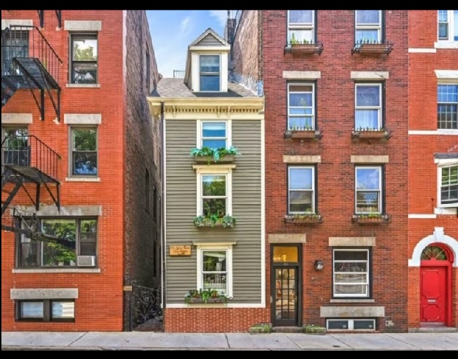 You Can Buy The “SKINNY HOUSE” In Boston