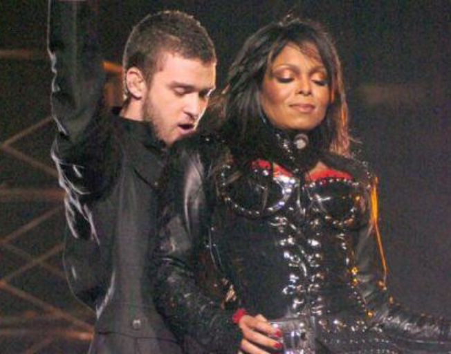 Janet Jackson’s Former Wardrobe Stylist Says There Was No Malfunction at Halftime Show