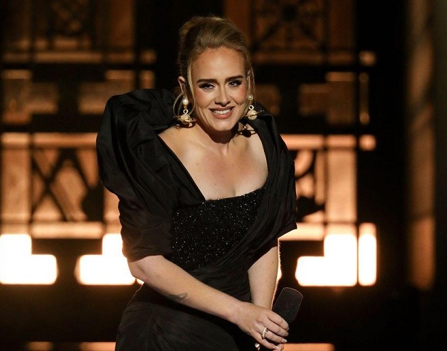 Adele No Longer Allowed to Post IG