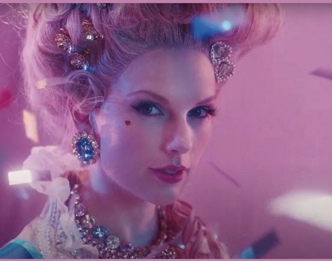 SURPRISE: Taylor Swift Shares Another New Video From Her MIDNIGHTS Album