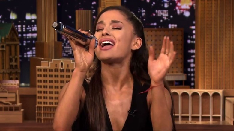 See Ariana Grande’s amazing Britney Spears impression