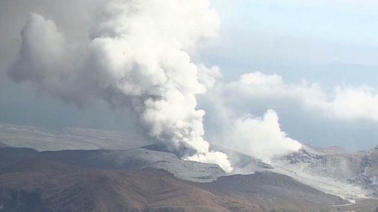 Japanese volcano Mount Aso erupts