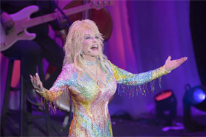 See Dolly Parton in Huntsville!