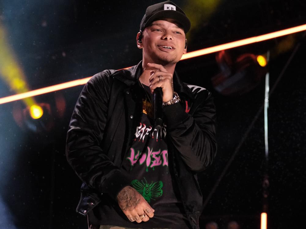 Watch Kane Brown Perform “Short Skirt Weather” on “Late Night”
