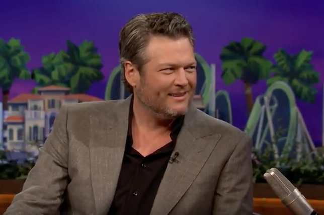 [WATCH] Blake Joins Jimmy Fallon to Check Out New Roller Coaster