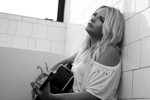 Watch Miranda Lambert Sing in the Shower for Unplugged “Tin Man” Music Video