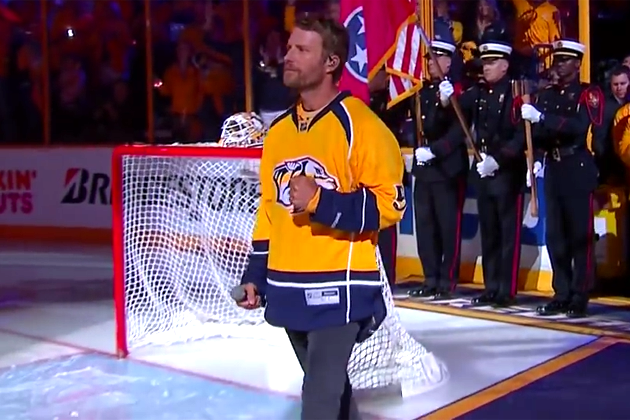 Dierks Bentley Loves that Nashville has become a Hockey Town