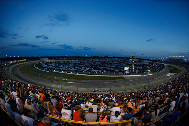 NASCAR Releasing the Horses Saturday Night at Kentucky in the Quaker State 400