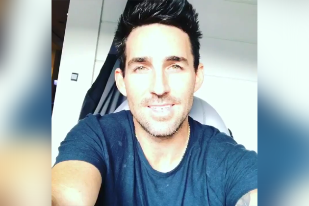Jake Owen Joins Florida Governor in Hurricane Irma Recovery Campaign