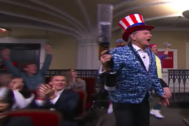[WATCH] Bill Murray Surprises Stephen Colbert, Proves He Is American Treasure