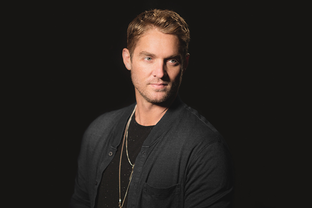 Brett Young Starts 2018 at Number One with “Like I Loved You”