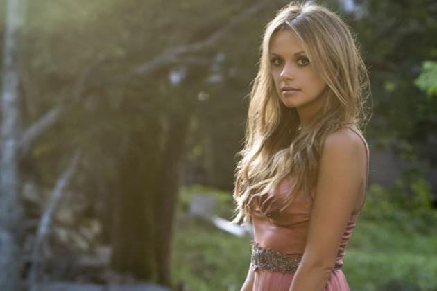 Carly Pearce Brings the “Girl Power” on Tour