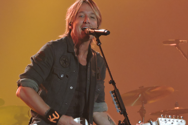 #JustAMinute with Buck Stevens & Keith Urban #Exclusive