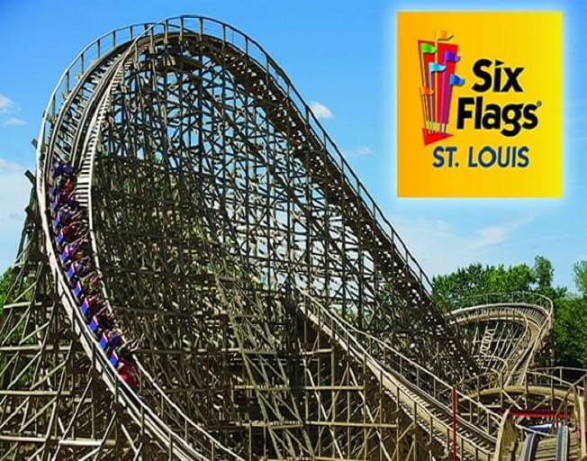 Win Family 4-Pack To Six Flags St. Louis