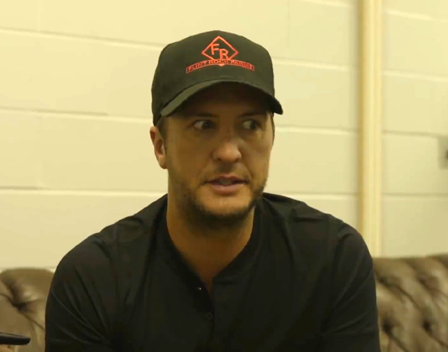 Luke Bryan Shares “What Makes You Country Tour” Bloopers [VIDEO]