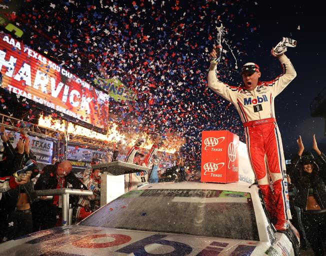 Kevin Harvick Makes NASCAR Championship Four with Big Texas Win [VIDEO]