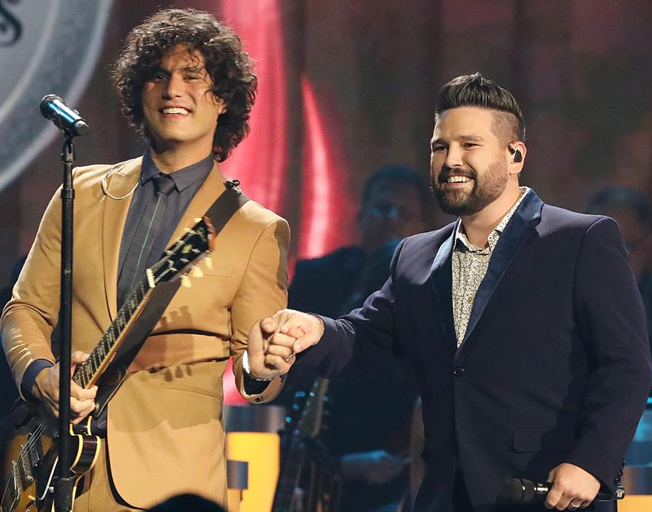 Dan + Shay are “Speechless” at Number One