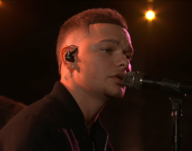 Watch Kane Brown Perform “Homesick” on ‘The Late Show’ [VIDEO]
