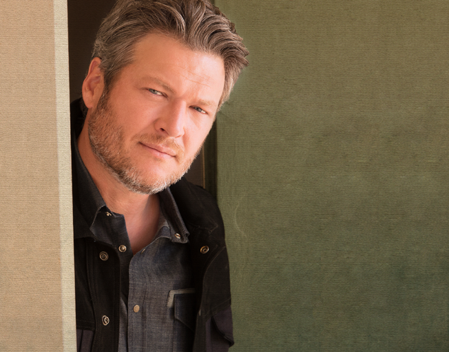 Win Tickets to Blake Shelton in Peoria with B104