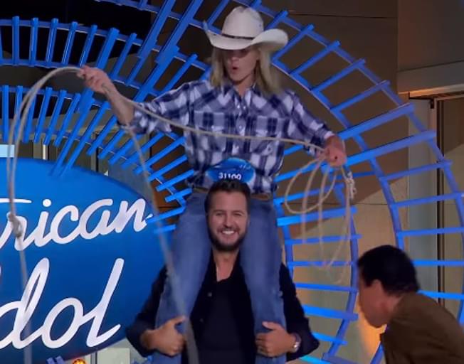 Luke Bryan Helps American Idol Contestant Lasso Katy Perry
