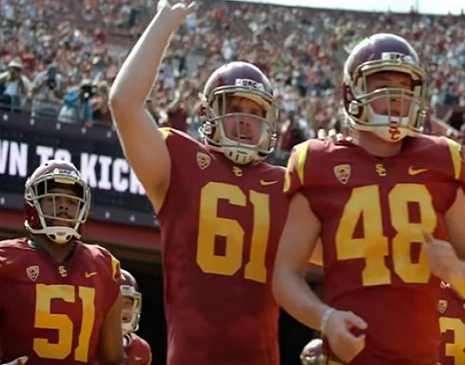 Blind Football Player Wows At USC Pro Day