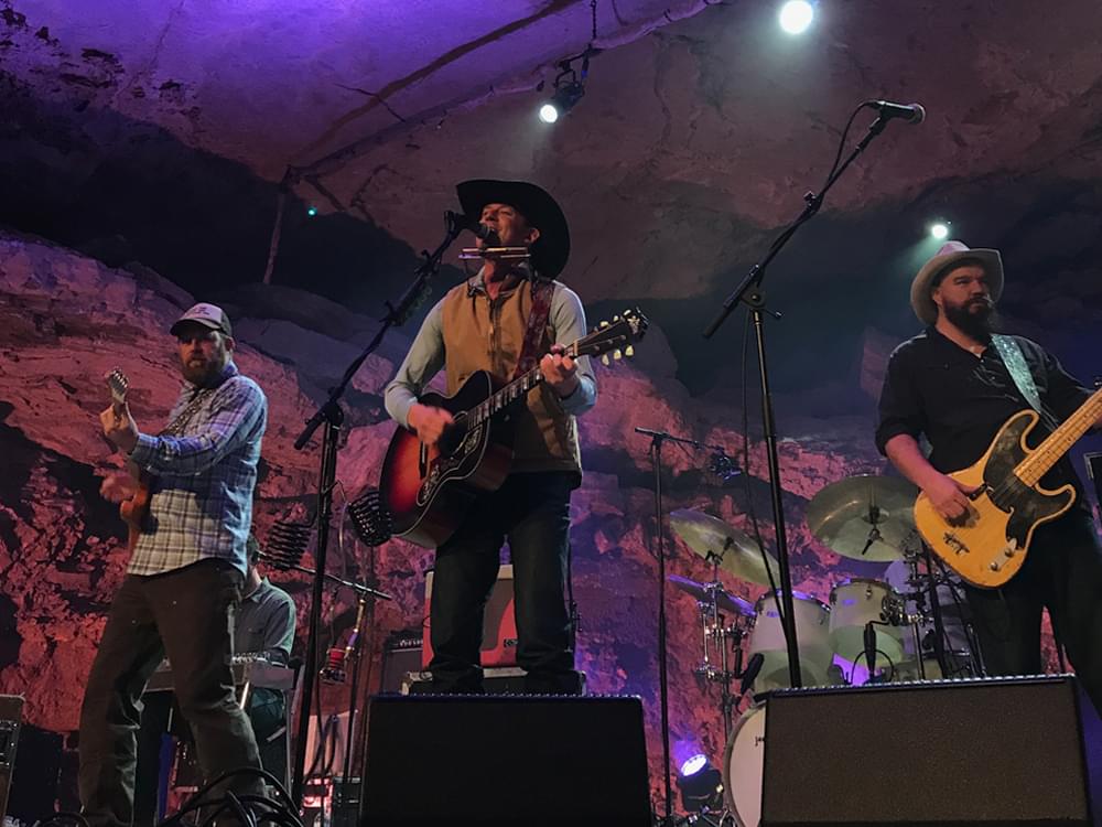 Turnpike Troubadours Taking “Indefinite Hiatus” After Cancelling Upcoming Shows