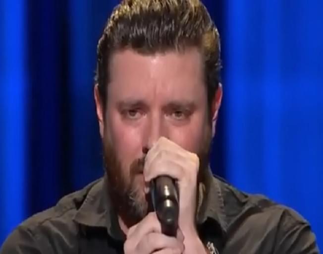 Chris Young Breaks Down In Tears Performing New Song [VIDEO]