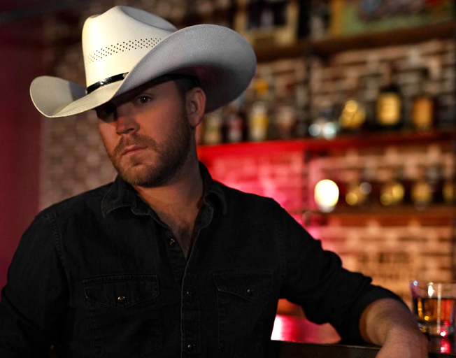 Justin Moore was in 90s Country Music Heaven Making His Last Studio Album