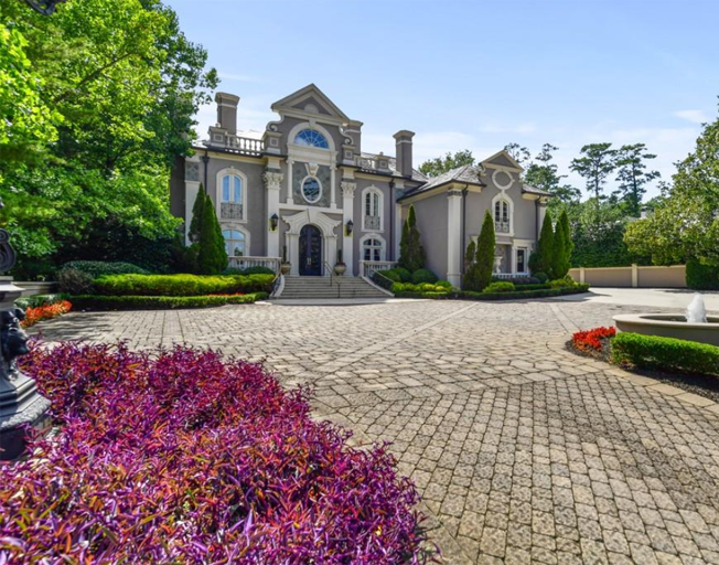 Former Georgia Mansion of Kenny Rogers For Sale