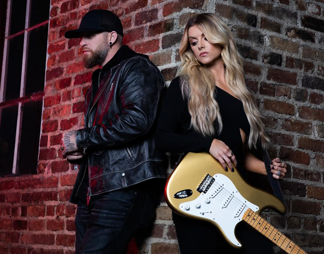 Brantley Gilbert Takes Lindsay Ell to #1 with “What Happens In A Small Town”