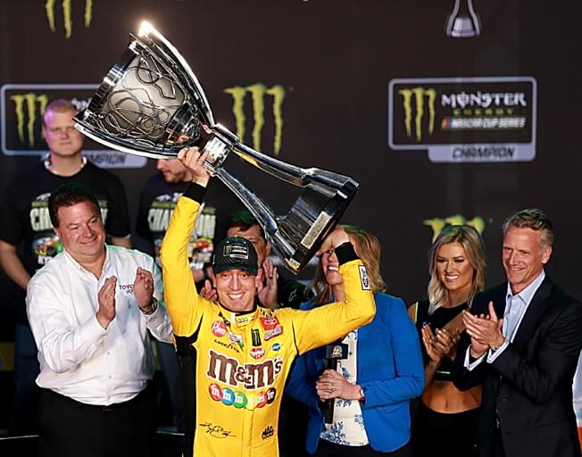 Kyle Busch Wins at Homestead-Miami and Wins NASCAR Championship [VIDEO]