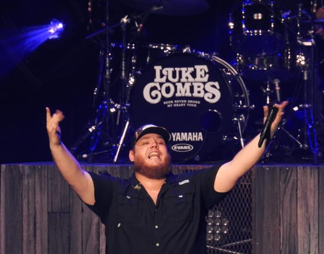 Luke Combs Says World Tour will Make 2023 an “Epic Year, No Doubt”