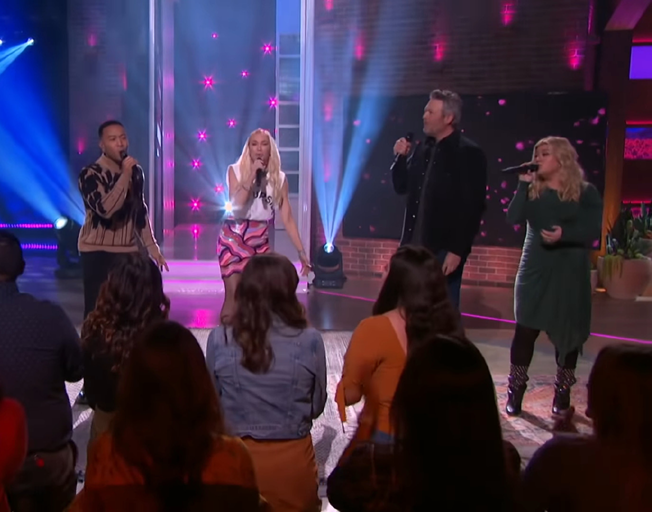 Watch The Voice Coaches Sing “Neon Moon” on ‘The Kelly Clarkson Show’ [VIDEO]
