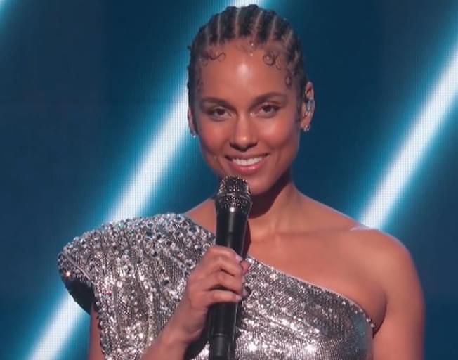 Amazing Tribute To Kobe Bryant By Alicia Keys And Boyz II Men At 2020 GRAMMY Awards