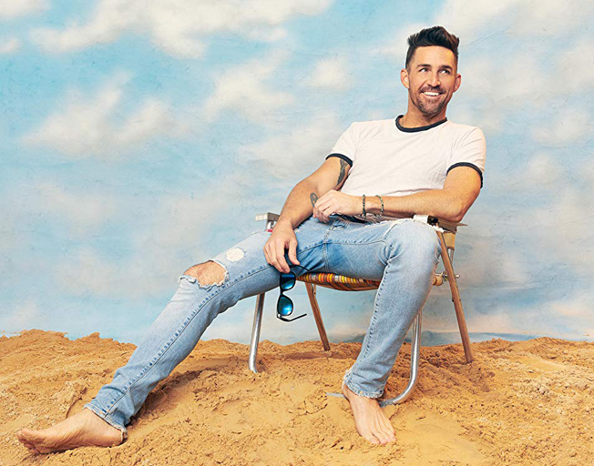 Jake Owen Connected with his #1 Song “Made For You” From the Start