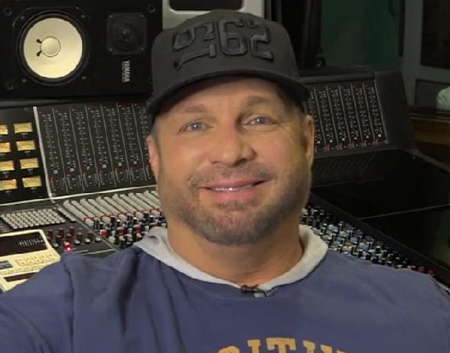 Watch Garth Brooks Announce He Is Withdrawing From CMA Entertainer Of The Year