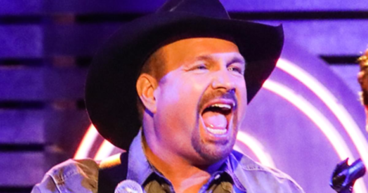 Garth Brooks Says Vinyl Boxed Set “Legacy Collection 2” Is Coming
