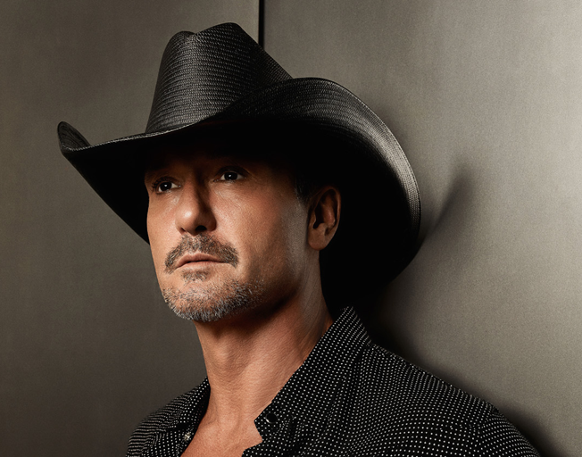 Tim McGraw Stays Out of the Kitchen at Thanksgiving