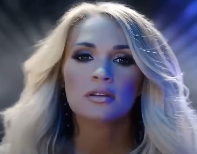 Carrie Underwood Shines In New ‘Sunday Night Football’ Open