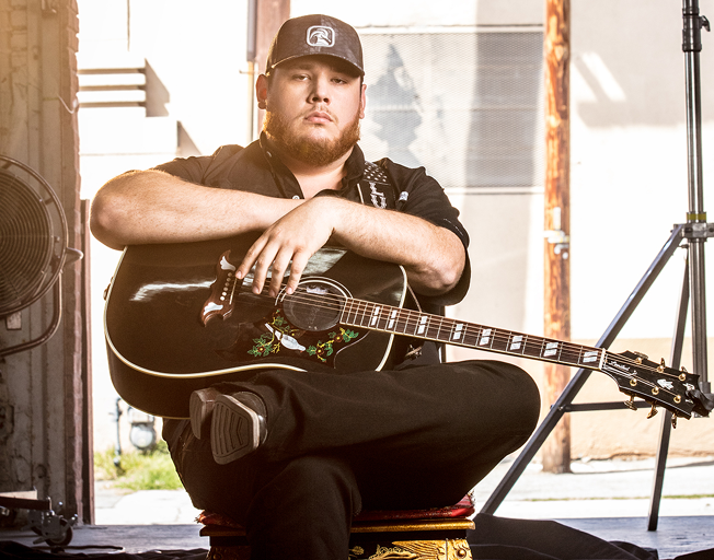 Luke Combs On How 2020 Will Impact 2021 Entertainer of the Year Awards