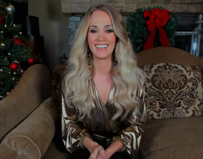 Carrie Underwood Talks Tree Trimming, Christmas Cows and 2021 Resolutions