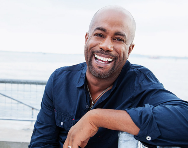 Darius Rucker Scores 10th Number One with “Beers And Sunshine”